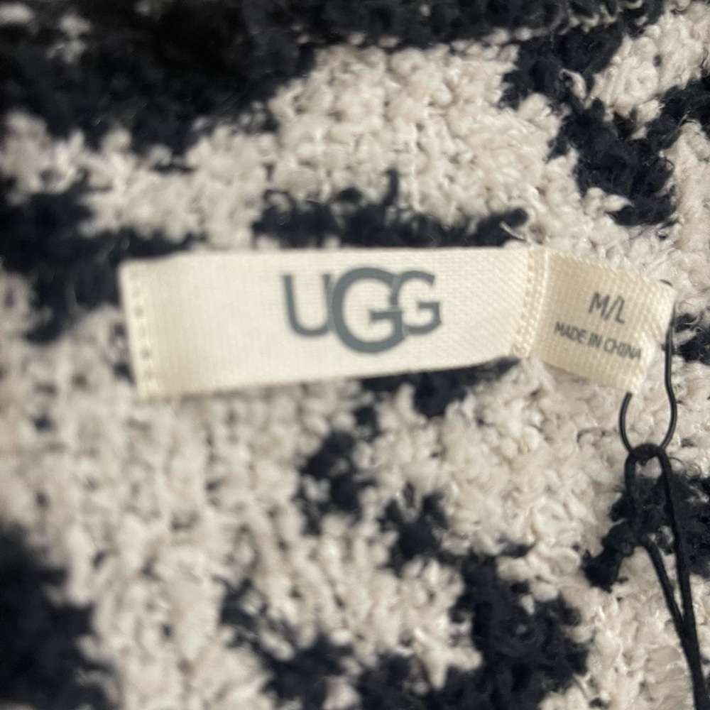 UGG Judith Fleece Cardigan, BNWT, Size M/L - Picture 10 of 10